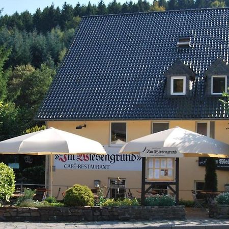 Waldhotel Im Wiesengrund Hürtgenwald Exteriör bild
