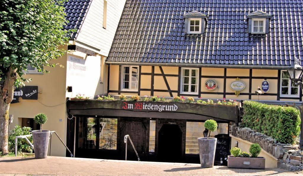 Waldhotel Im Wiesengrund Hürtgenwald Exteriör bild